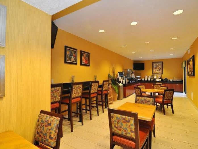 Hotel Western Fresno